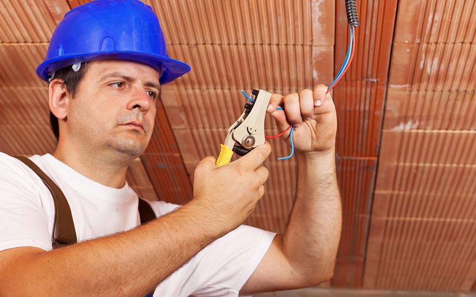 installateur électricien Paris 4